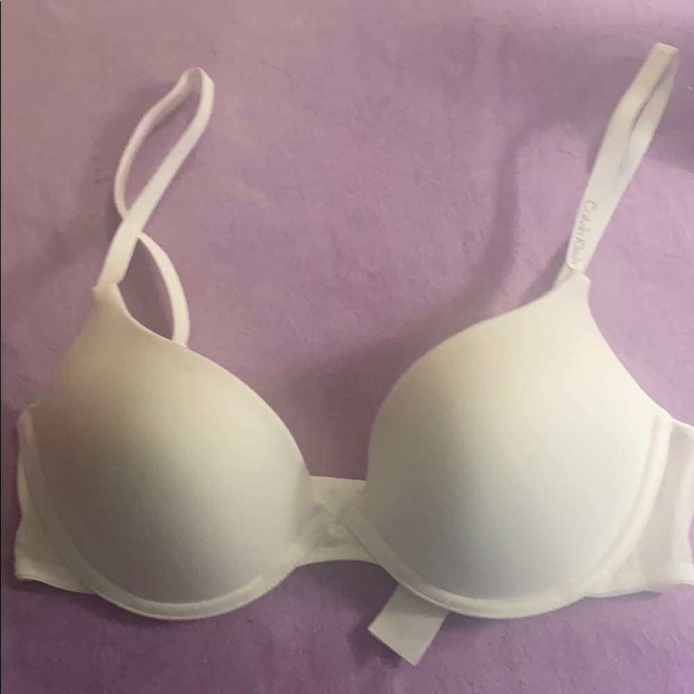 34B Calvin Klein Push Up Bra